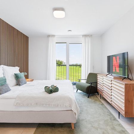 The Serviced - Design Apartments Щутгарт Стая снимка